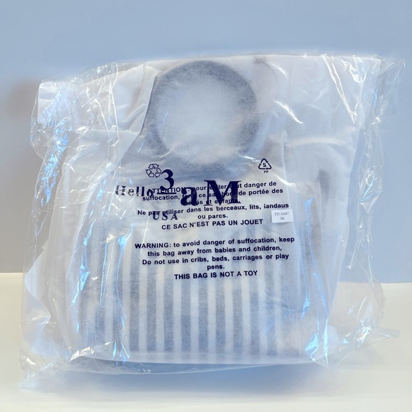 Clear Transparent Tote & Striped Make-Up Case - Bag in Bag - 2 for 1- NWT - Picture 6 of 6